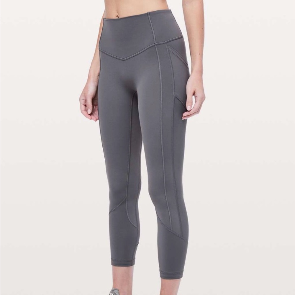 lululemon All the Right Places 23” in Titanium (size 4)
